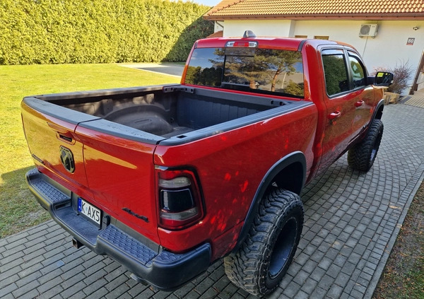 Dodge RAM cena 194400 przebieg: 133100, rok produkcji 2020 z Tuszyn małe 704